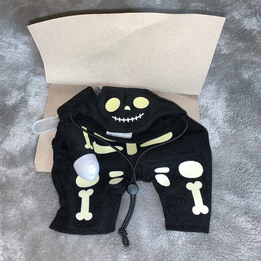 Size XS Pet Halloween Costume Glow In The Dark Skeleton Celebrate New